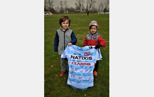 Et on continue avec nos jeunes pousses!
ET OUI LES AMIS!!!!
Le maillot Coupe d'Europe 2020 du RACING92.
Merci à Laurent Travers 💪💪💪💪